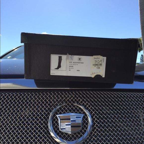 20%Off Vintage Chanel Leather High Boots w/Bows 2023 July 4th - Picture 8 of 11